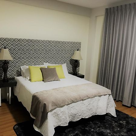 Апартаменти Departamento De Lujo Кочабамба Екстер'єр фото